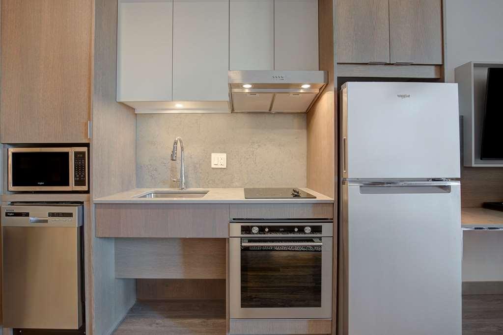 Homewood Suites By Hilton Montreal Downtown 客房 照片