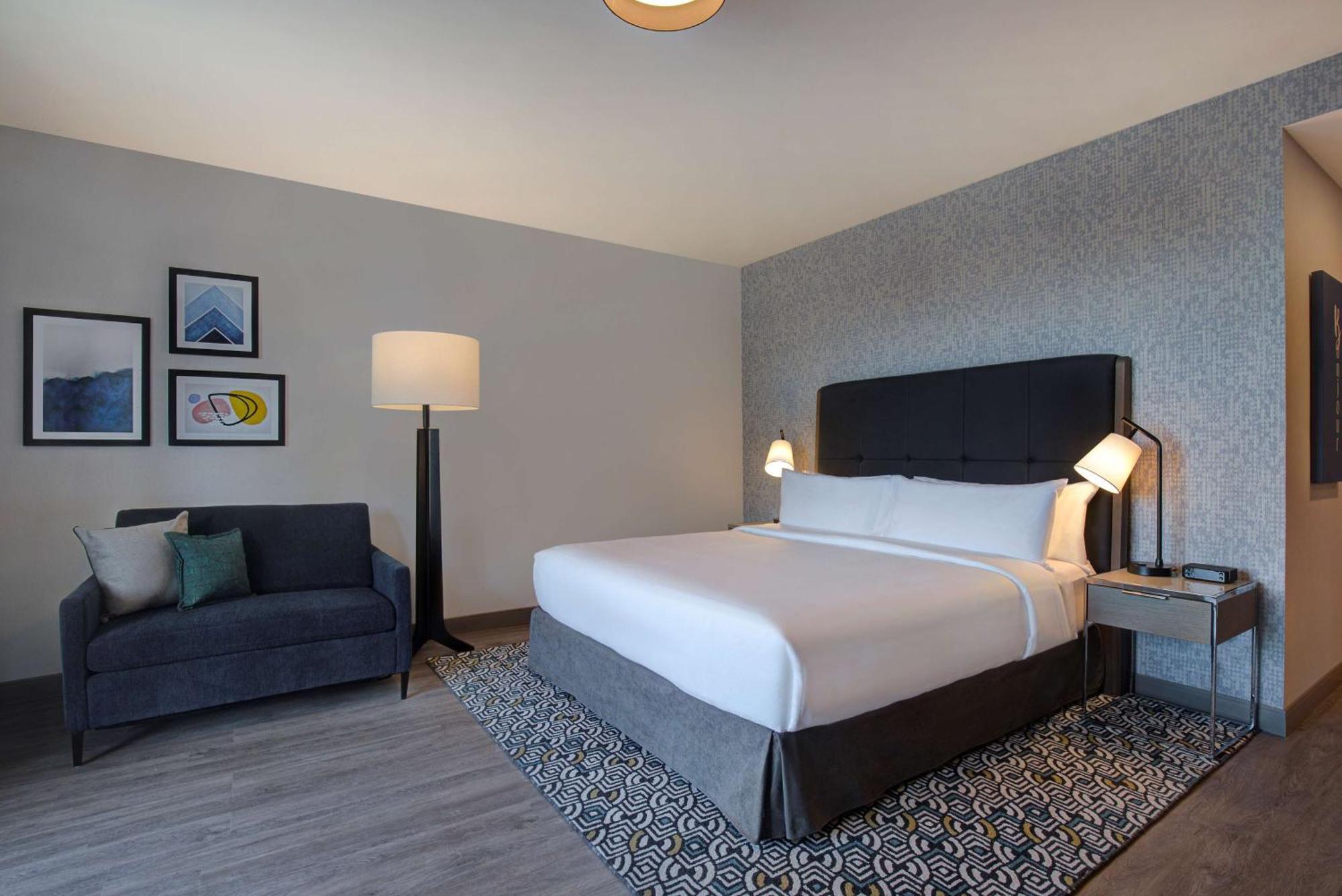 Homewood Suites By Hilton Montreal Downtown 外观 照片